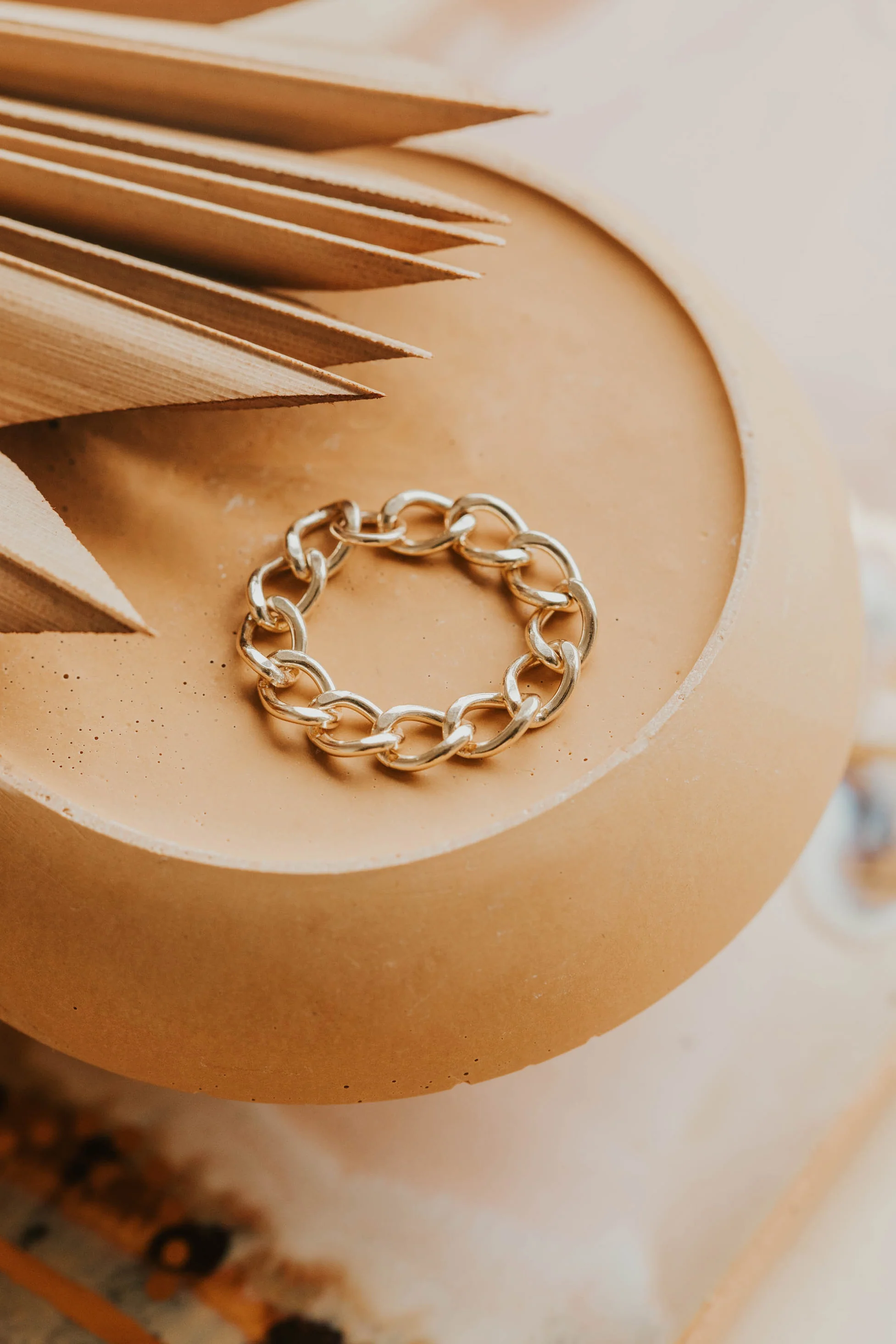 Dylan Chain Ring - Image 3